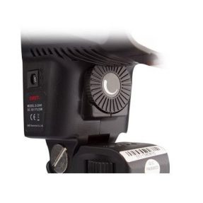 SWIT S-2041 kamerové LED svetlo