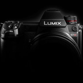 Panasonic LUMIX DC-S1R