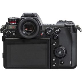 Panasonic LUMIX DC-S1R