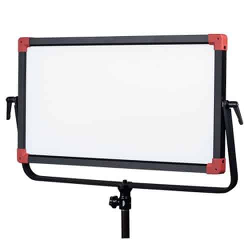 SWIT PL-E90D 3-kit so statívmi v transportnom kufri s DMX ovládaním.