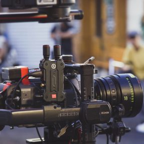 Hollyland Mars 4K 450ft 4K UHD wireless video transmission