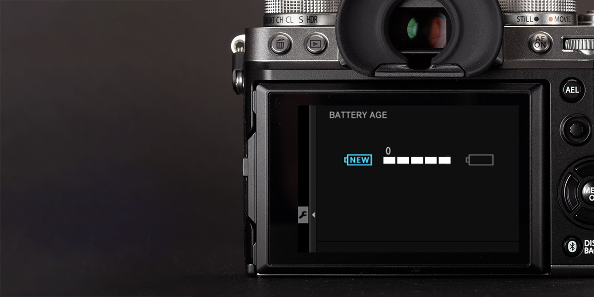 PowerCell NP-W235 | USB-C NP-W235 16Wh, longer running-time battery with indicators, 